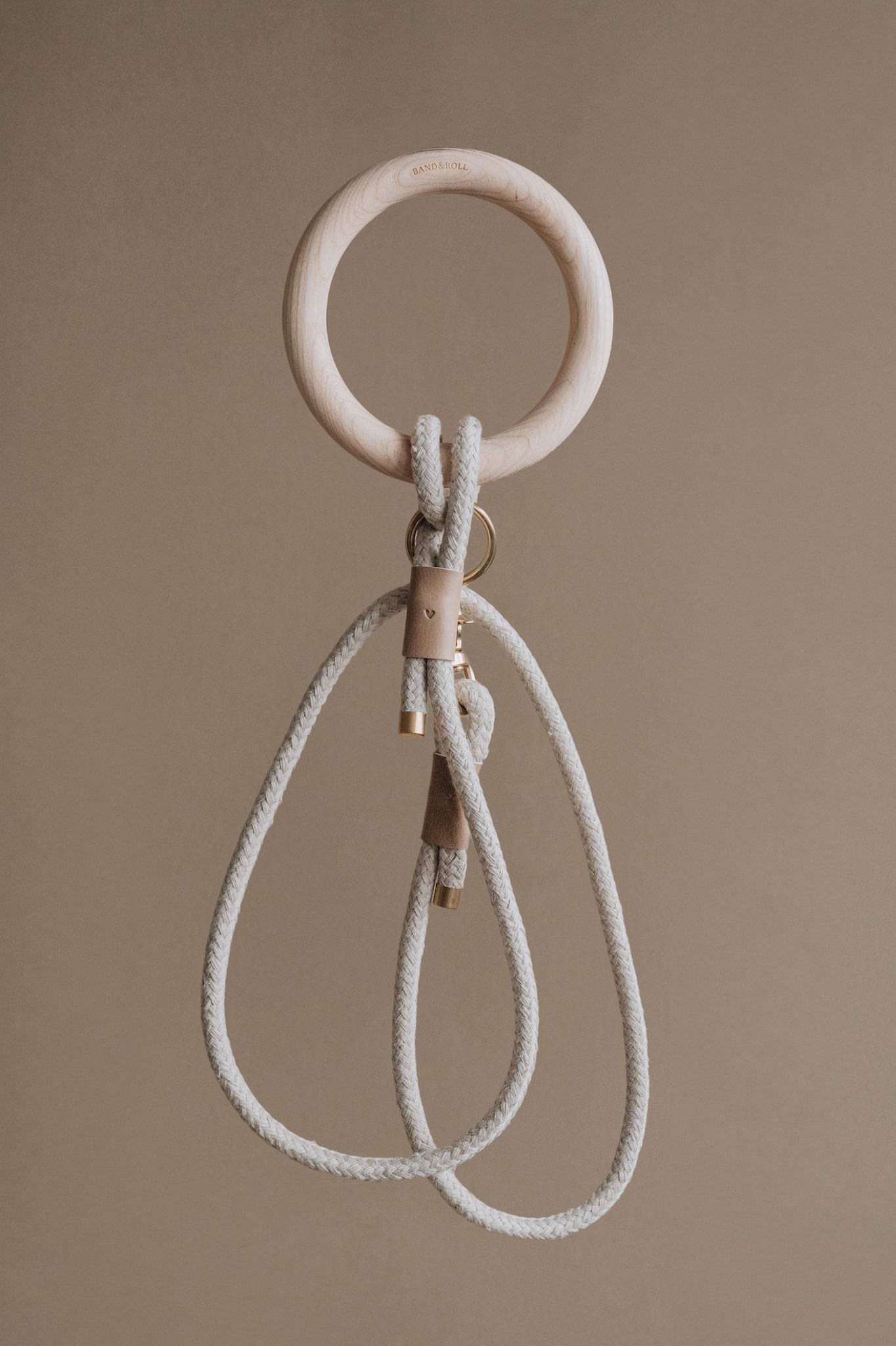 ECO-FRIENDLY ROPE LEASH. ASH