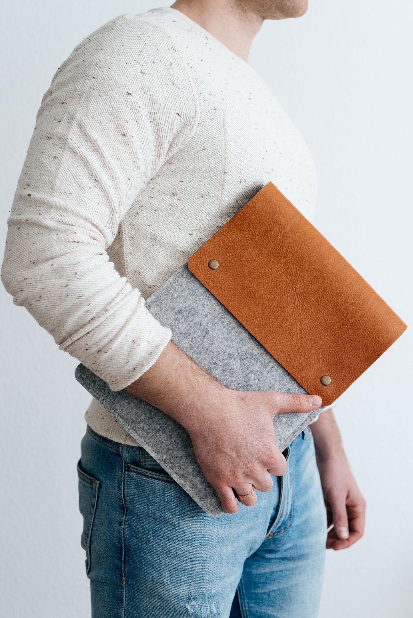 MacBook Case "Courier" - band&roll