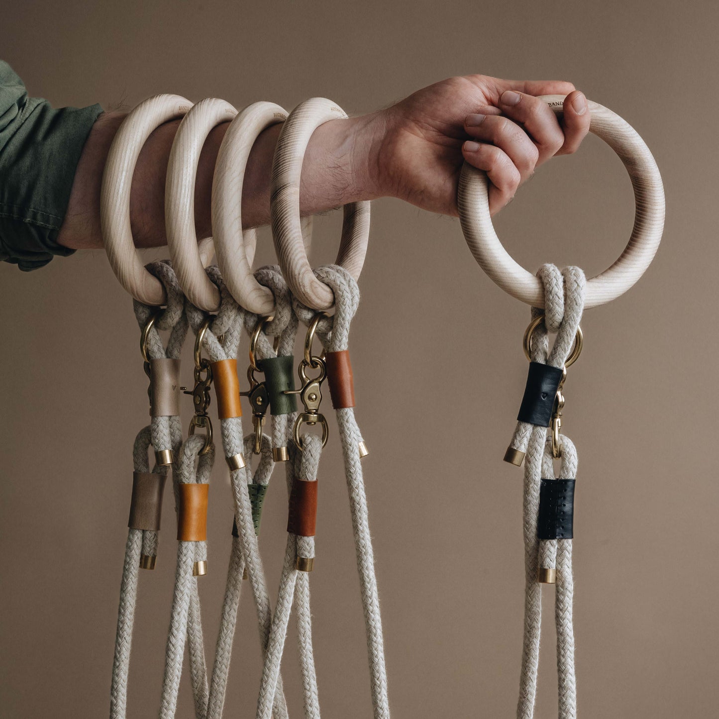 ECO-FRIENDLY ROPE LEASH. ASH