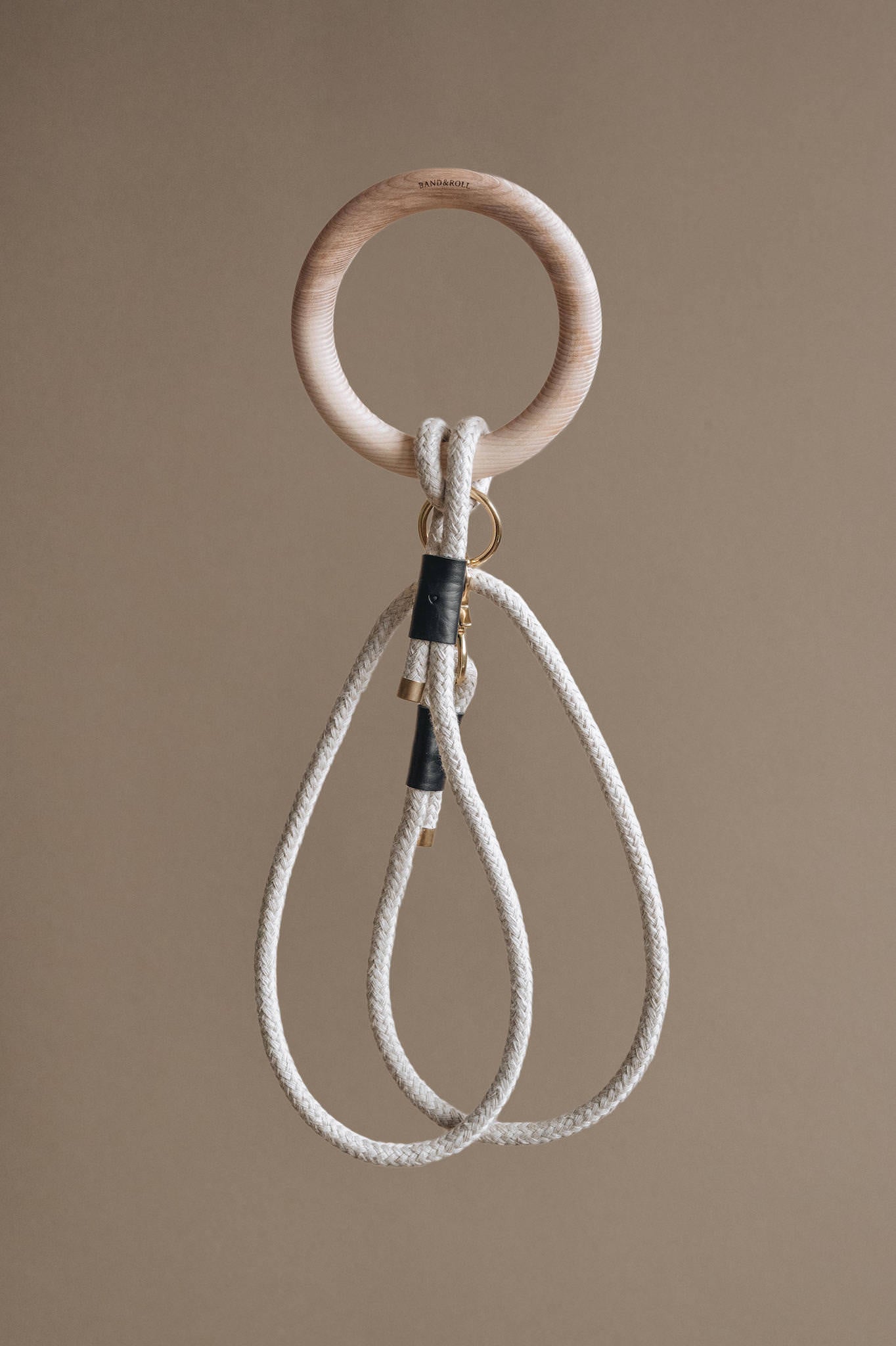 ECO-FRIENDLY ROPE LEASH. ASH