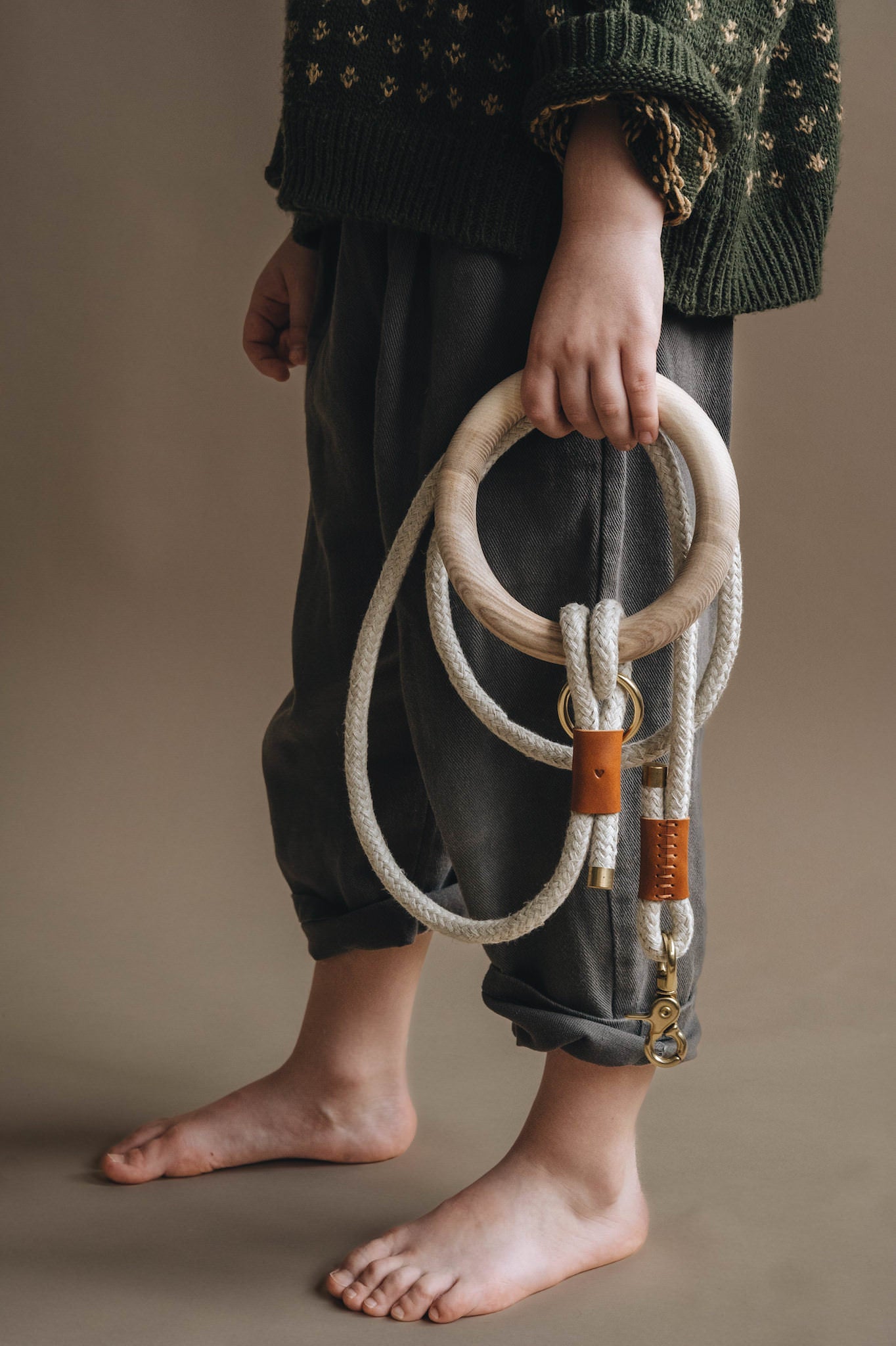 ECO-FRIENDLY ROPE LEASH. ASH