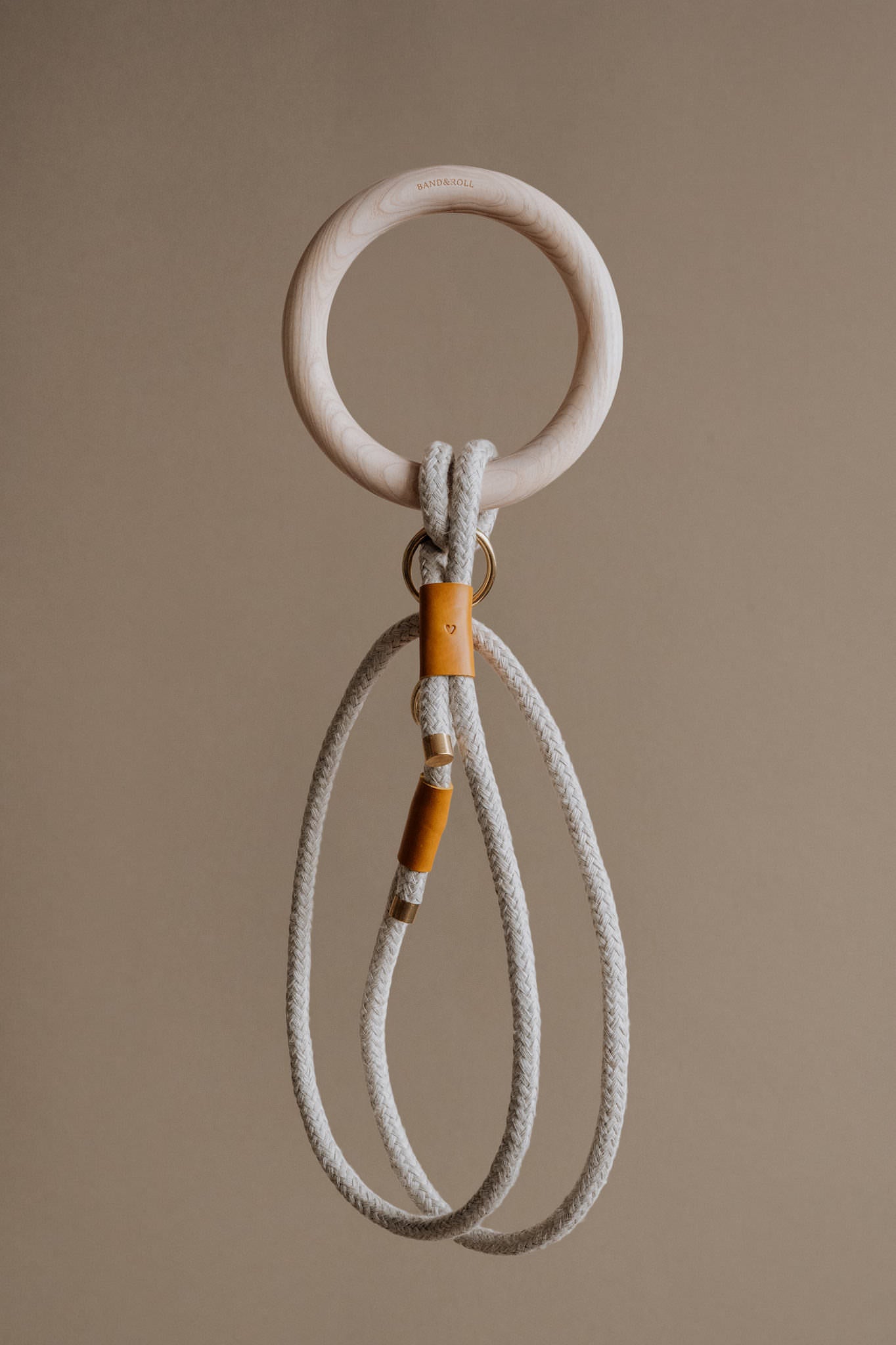 ECO-FRIENDLY ROPE LEASH. ASH