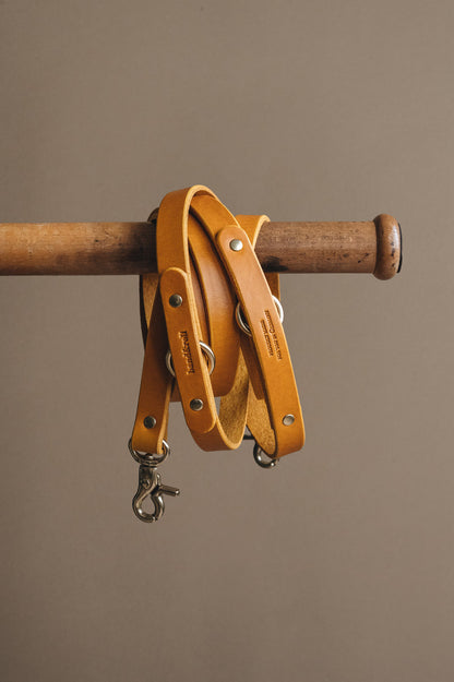 CROSSBODY LEATHER LEASH. LASSO AIR