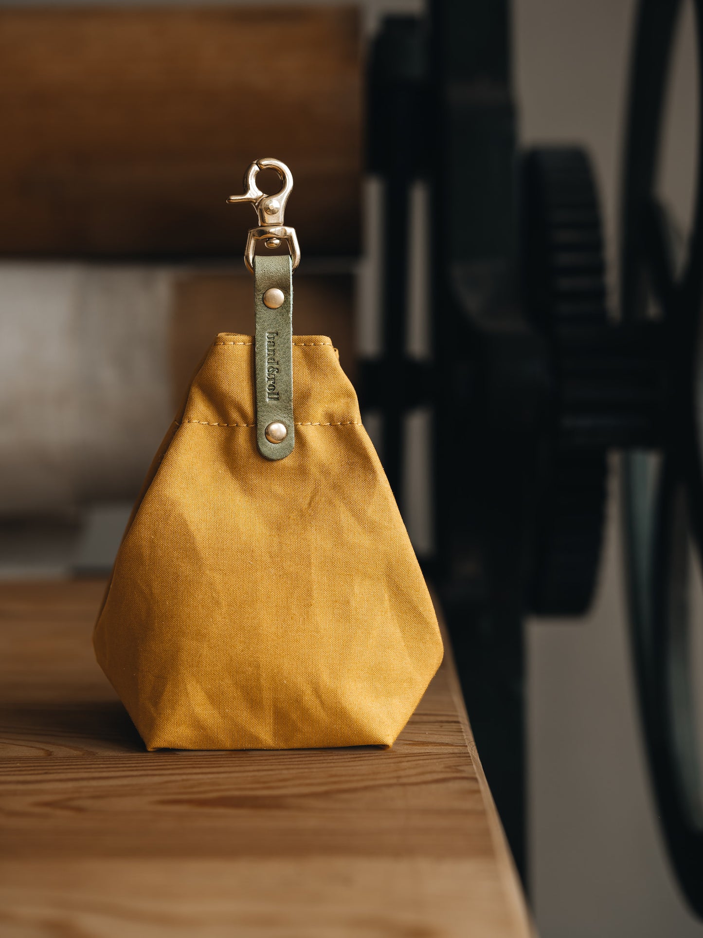 DOG TREAT BAG. YORK