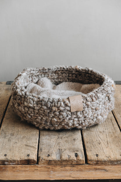 CAT BED. NEST