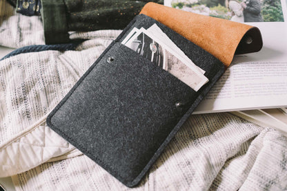 iPad Case "Courier" - band&roll